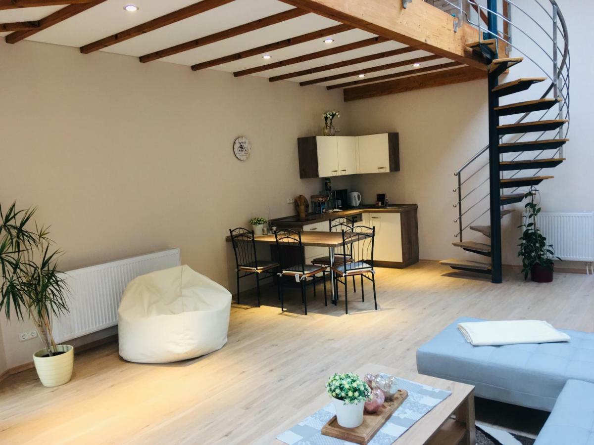Ferienwohnung Am Nuerburgring/Wintersport Arft Acht Dış mekan fotoğraf